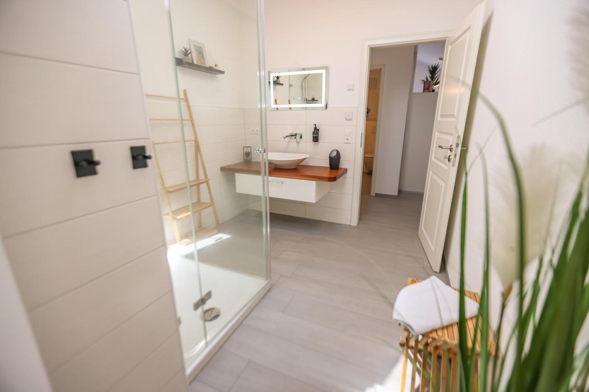 Penthouse-Wohnung I 100 Qm I Blick Auf Die Weinreben I Nespresso I Emma Matratzen Аугген Экстерьер фото